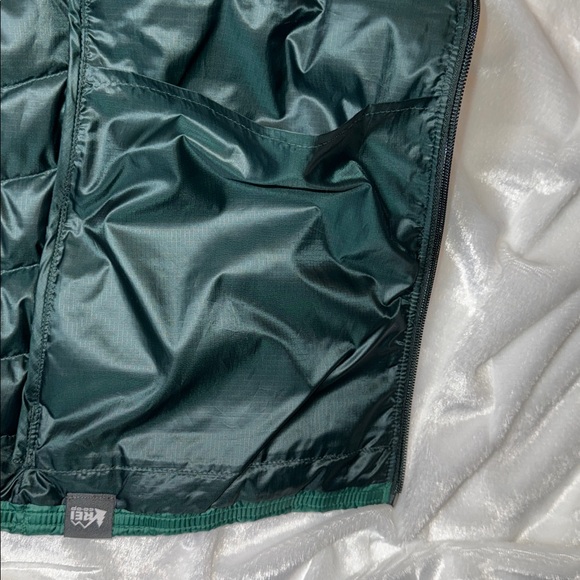 Women’s REI Spirulina Green 650 Down Vest, NWT - Picture 12 of 13